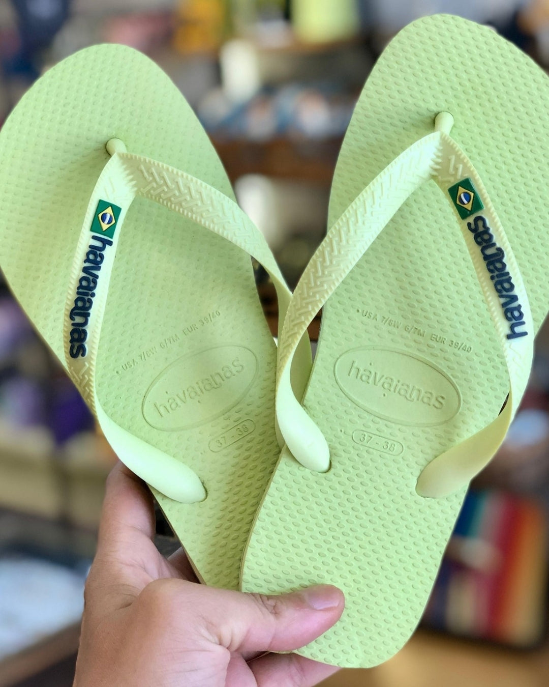 Havaianas Green Flag